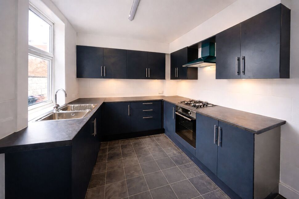 Main image of 4 bedroom Mid Terrace House to rent, Bonsall Street, Blackburn, Lancashire, BB2