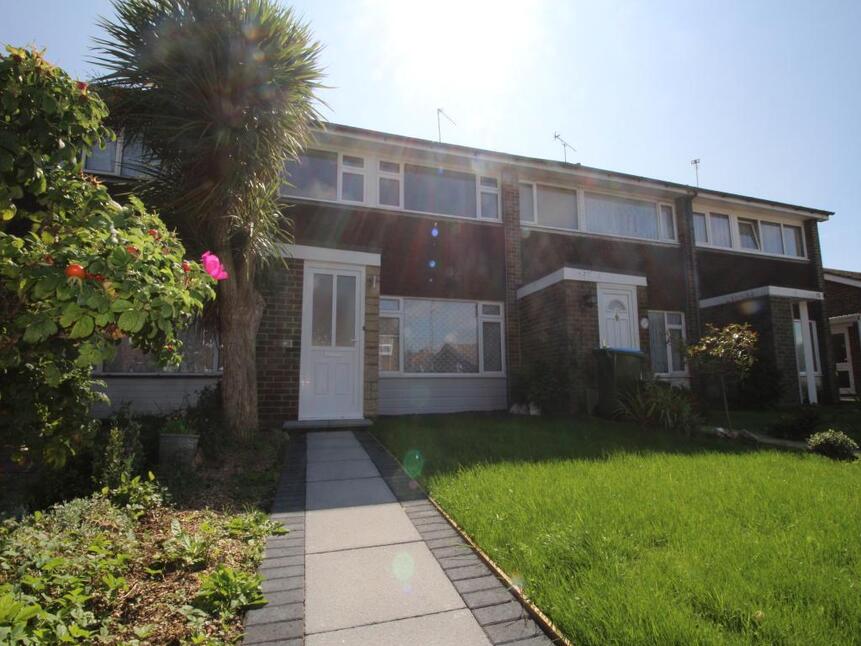 Main image of 3 bedroom Mid Terrace House to rent, Sun Park Close, Bognor Regis, West Sussex, PO21