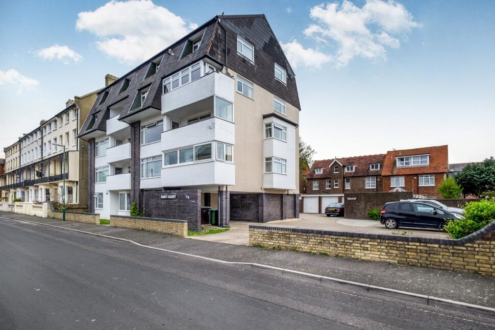 Main image of 2 bedroom Flat to rent, Albert Road, Bognor Regis, West Sussex, PO21