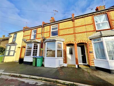 Ivy Lane, 2 bedroom Mid Terrace House to rent, &pound;1,350 pcm