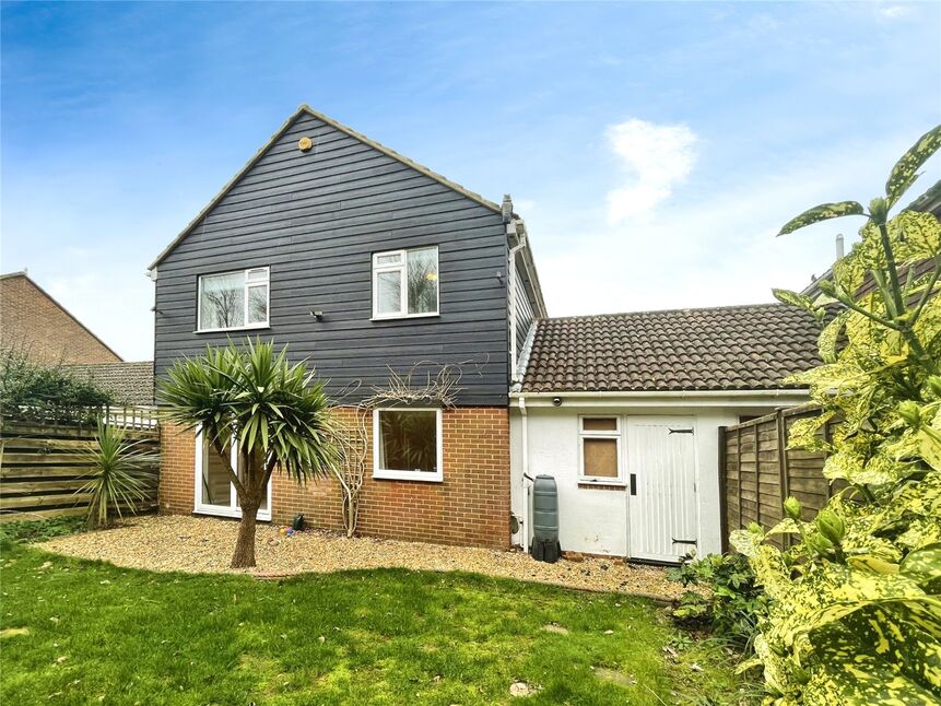 4 bedroom Detached House for sale, Chawkmare Coppice, Bognor Regis, PO21 £450,000