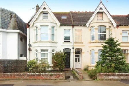Aldwick Road, 3 bedroom  Flat for sale, £250,000