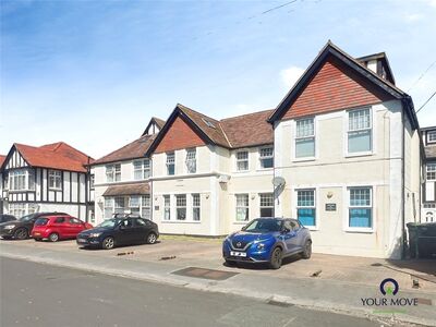 Stocker Road, 2 bedroom Flat to rent, &pound;1,100 pcm