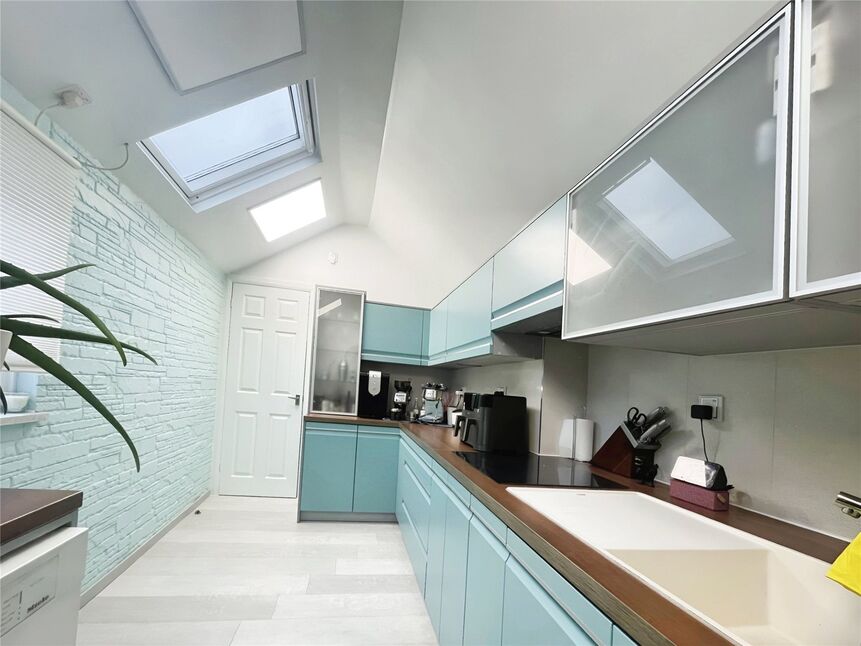 Main image of 1 bedroom  Flat for sale, Lyon Street, Bognor Regis, West Sussex, PO21