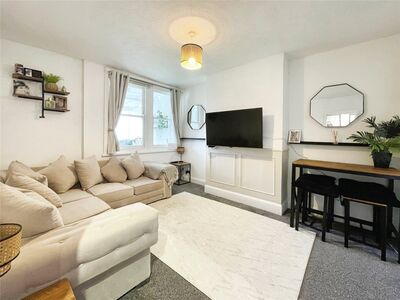 1 bedroom  Flat for sale