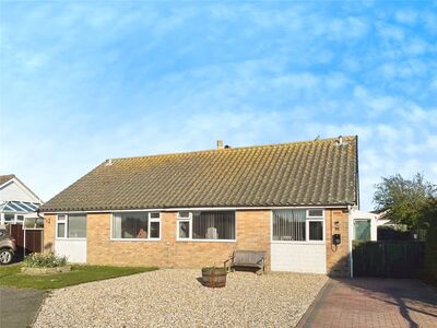2 bedroom Semi Detached Bungalow for sale