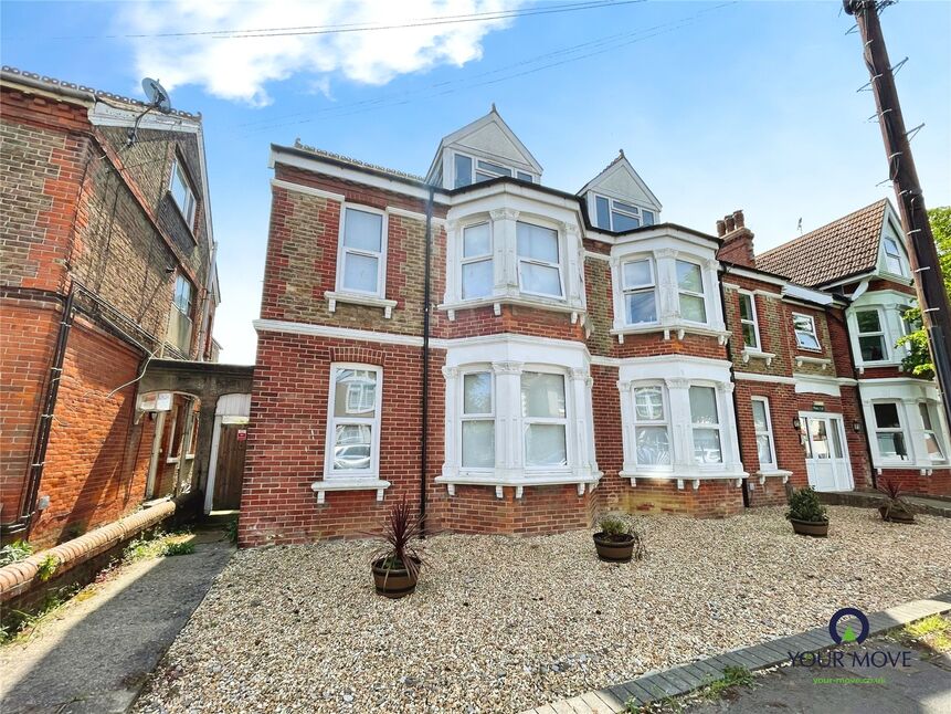 Main image of 2 bedroom Flat for sale, Richmond Avenue, Bognor Regis, West Sussex, PO21