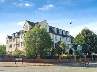Upper Bognor Road, 2 bedroom  Flat for sale, £110,000
