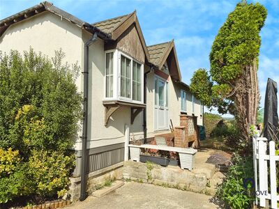 2 bedroom  Property for sale