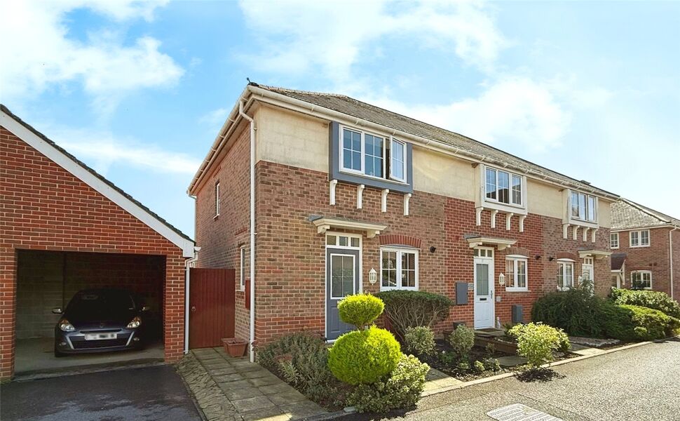 Main image of 3 bedroom End Terrace House for sale, Blackberry Copse, Felpham, West Sussex, PO22