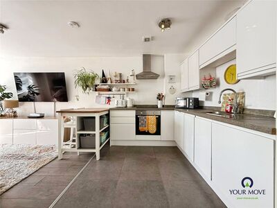 1 bedroom  Flat for sale