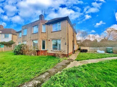 Highfield Gardens, 2 bedroom Flat for sale, &pound;190,000