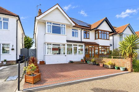 Southdown Road, 4 bedroom Semi Detached House for sale, &pound;400,000