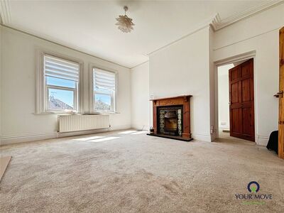 2 bedroom Flat to rent