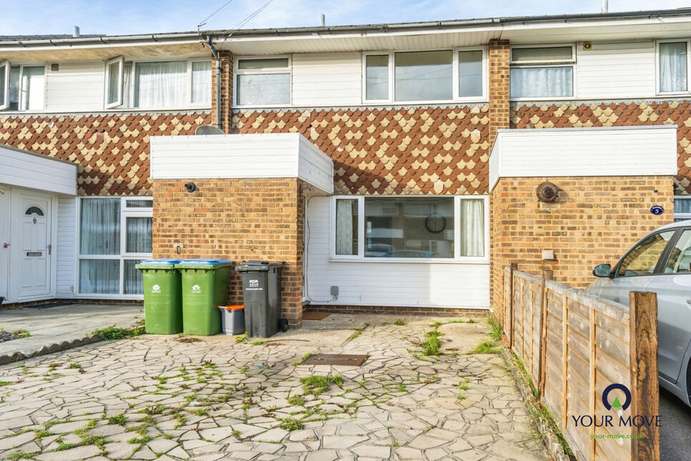 Main image of 3 bedroom Mid Terrace House for sale, Holland Close, Bognor Regis, PO21