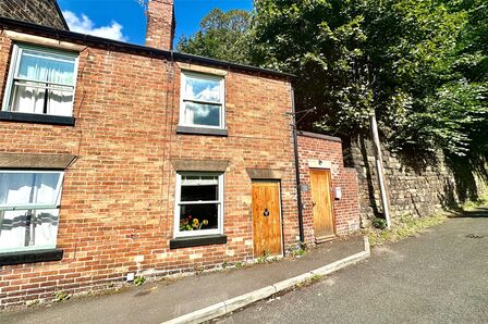 Shaw Lane, 1 bedroom End Terrace House to rent, £725 pcm