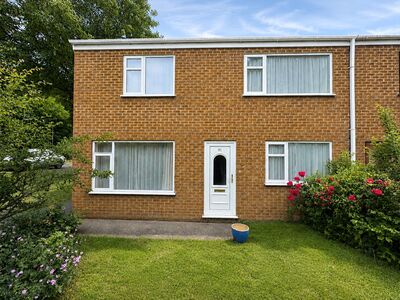 3 bedroom End Terrace House for sale