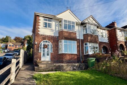 The Fleet, 3 bedroom Semi Detached House for sale, £240,000