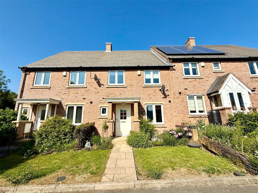Main image of 3 bedroom Mid Terrace House for sale, Morledge, Matlock, Derbyshire, DE4