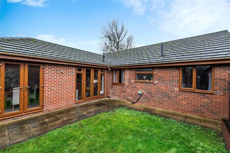 4 bedroom Detached Bungalow for sale