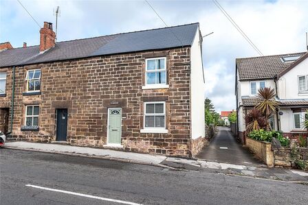 2 bedroom End Terrace House for sale
