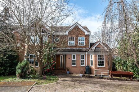 Kendray Close, 5 bedroom Detached House for sale, &pound;500,000
