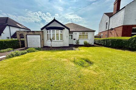 Spencer Road, 2 bedroom Detached Bungalow for sale, &pound;275,000