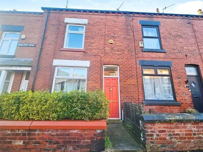 Sunlight Road, 2 bedroom Mid Terrace House to rent, &pound;900 pcm