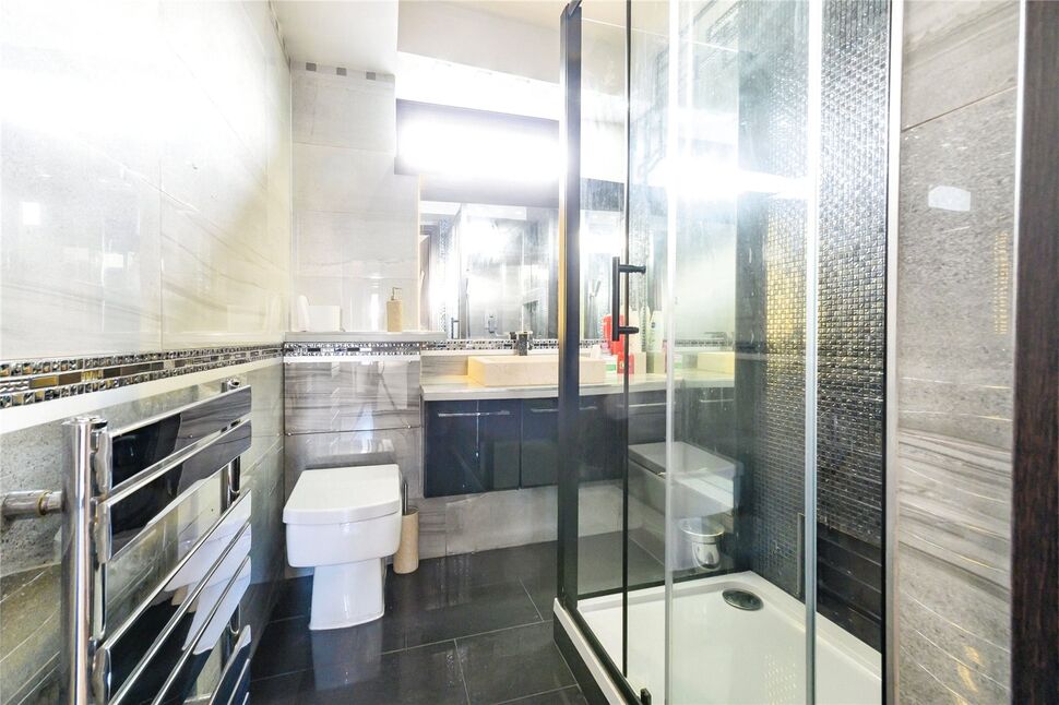 Family Shower Room