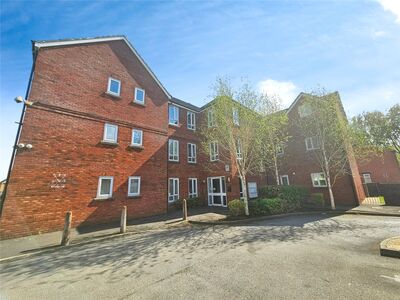 Bolton Road, 2 bedroom  Flat for sale, £85,000