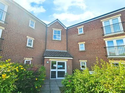 Abernethy Street, 2 bedroom  Flat for sale, £90,000