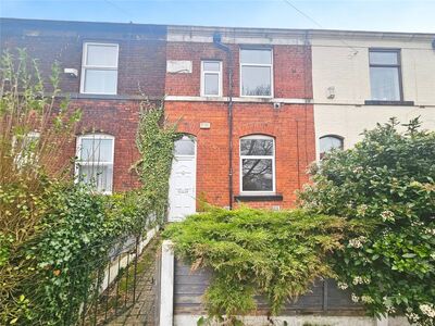 Gigg Lane, 3 bedroom Mid Terrace House to rent, &pound;950 pcm