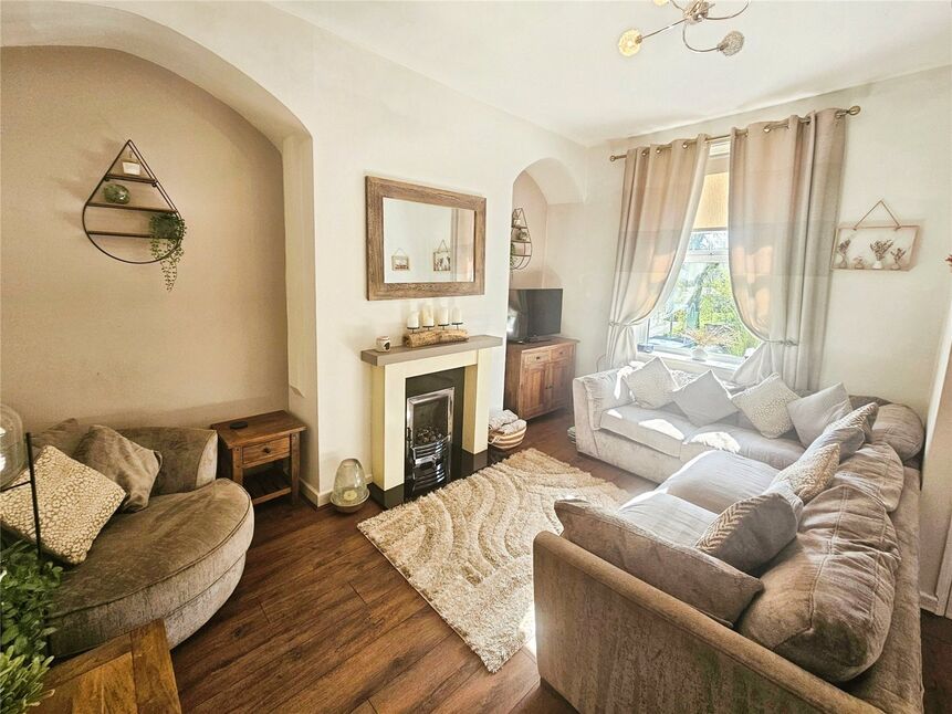 Main image of 3 bedroom Mid Terrace House for sale, Bury Road, Edenfield, Bury, BL0