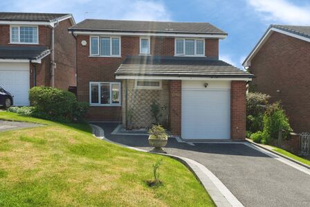 Croyde Close, 4 bedroom Detached House for sale, &pound;350,000