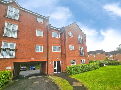 Finsbury Court, 2 bedroom Flat for sale, &pound;110,000