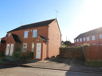 Tanyard Lane, 2 bedroom Semi Detached House to rent, £725 pcm