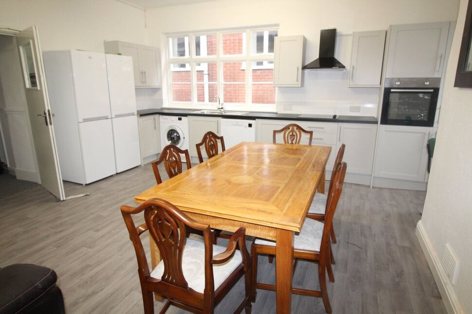 Main image of Property to rent, High Street, Bromsgrove, Worcestershire, B61