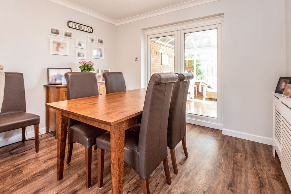 Lounge / Dining Room