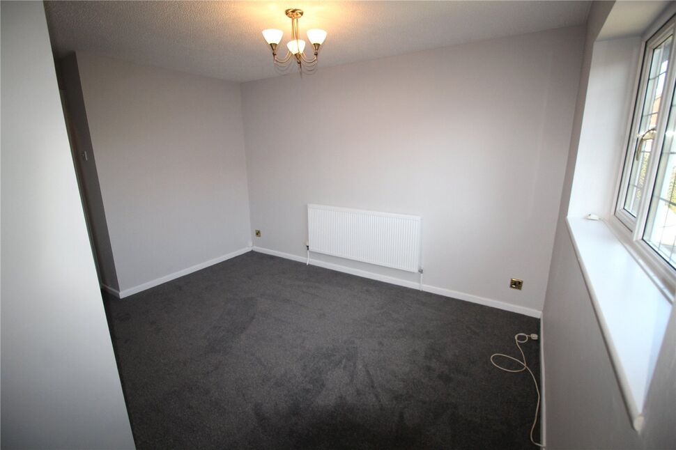 2 bedroom Mid Terrace House for sale, The Furrows, Stoke Heath, B60 £