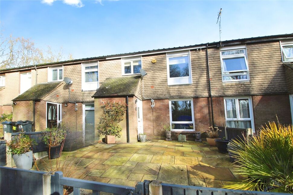 3 bedroom Mid Terrace House for sale, Wyre Close, Rubery, B45 £200,000