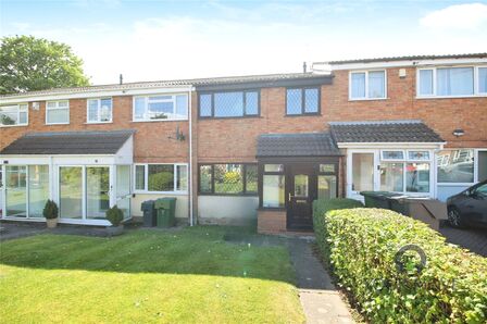 3 bedroom Mid Terrace House for sale