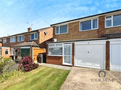 Springfield Avenue, 3 bedroom Semi Detached House to rent, £1,350 pcm