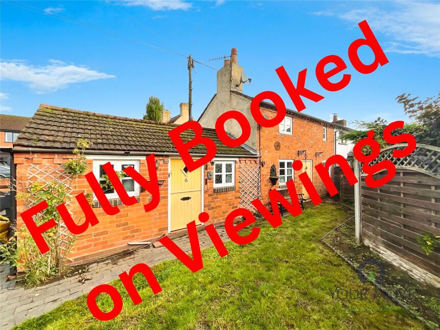 2 bedroom Semi Detached Property for sale