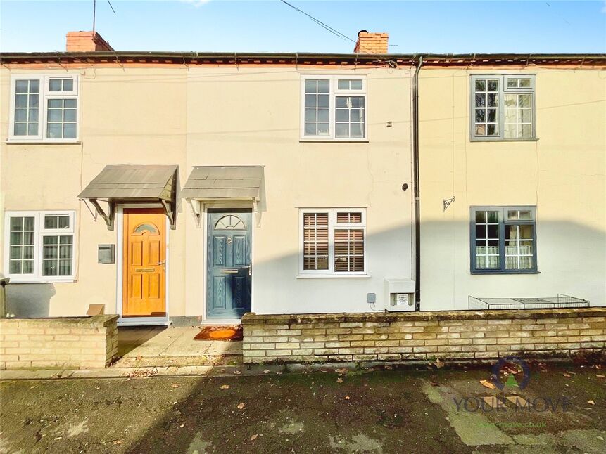 2 bedroom Mid Terrace House for sale