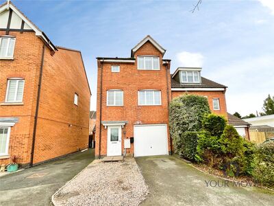 4 bedroom Semi Detached House for sale