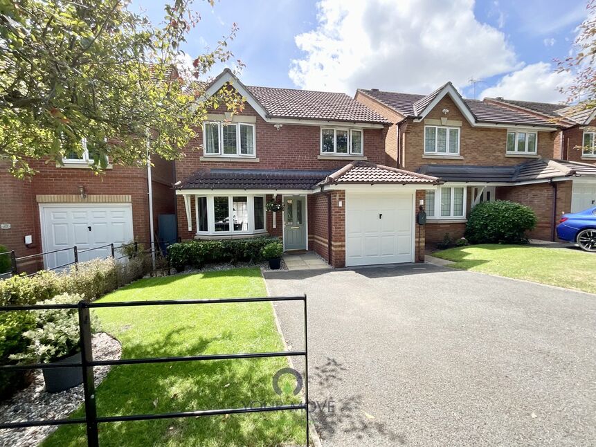Main image of 4 bedroom Detached House for sale, Old Stratford Road, Bromsgrove, Worcestershire, B60