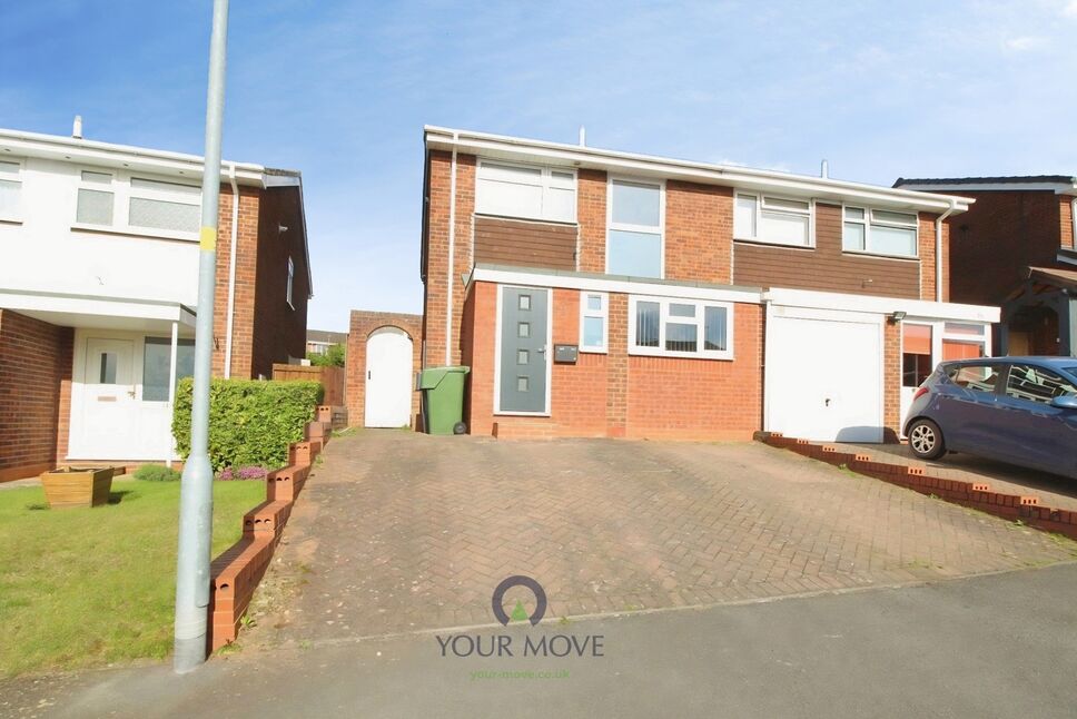 Main image of 3 bedroom Mid Terrace House to rent, Pennine Road, Bromsgrove, Worcestershire, B61