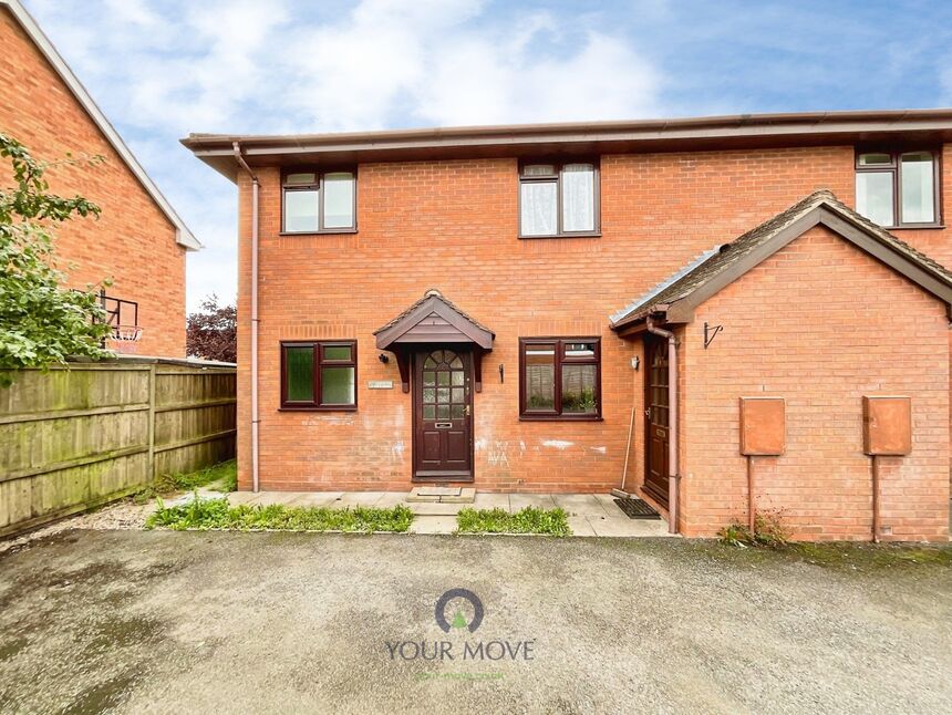 Main image of 2 bedroom Flat for sale, York Road, Bromsgrove, Worcestershire, B61