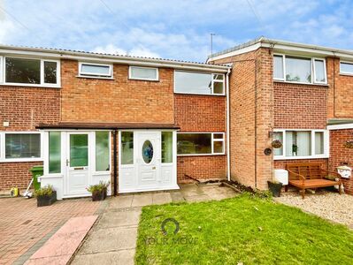 3 bedroom Mid Terrace House for sale