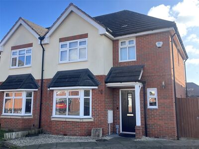 Broom Close, 3 bedroom Semi Detached House for sale, £325,000